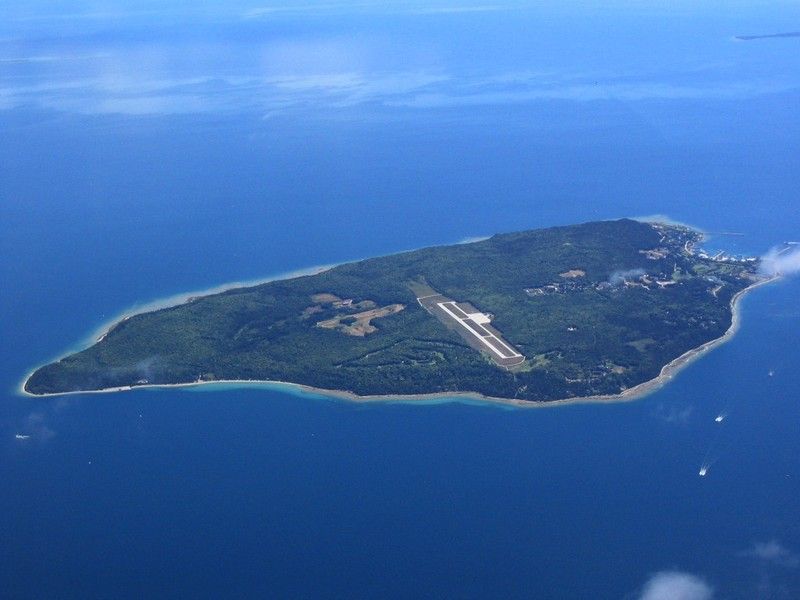 over-mackinac-island-mcd-mackinac-mi_zpswrzmcvd7.jpg