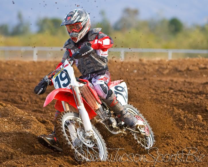 IMAGE: http://i37.photobucket.com/albums/e100/topher04r1/CAF_0497.jpg