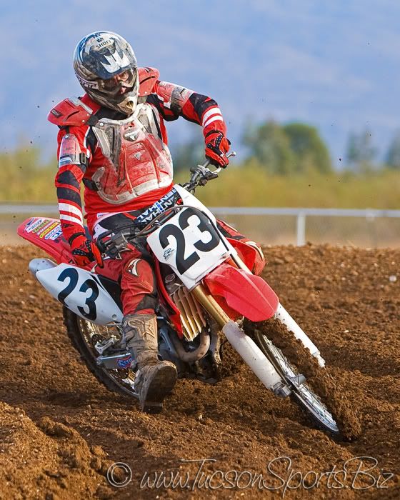 IMAGE: http://i37.photobucket.com/albums/e100/topher04r1/CAF_0499.jpg