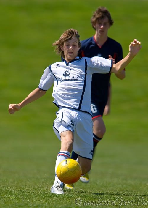 IMAGE: http://i37.photobucket.com/albums/e100/topher04r1/CAF_7795.jpg