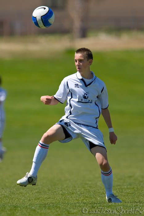 IMAGE: http://i37.photobucket.com/albums/e100/topher04r1/CAF_7846.jpg