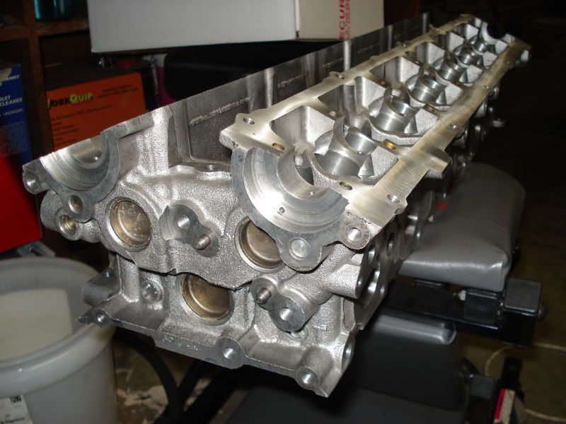 Rb25 Cylinder Head For Sale (Private Car Parts and Accessories) SAU