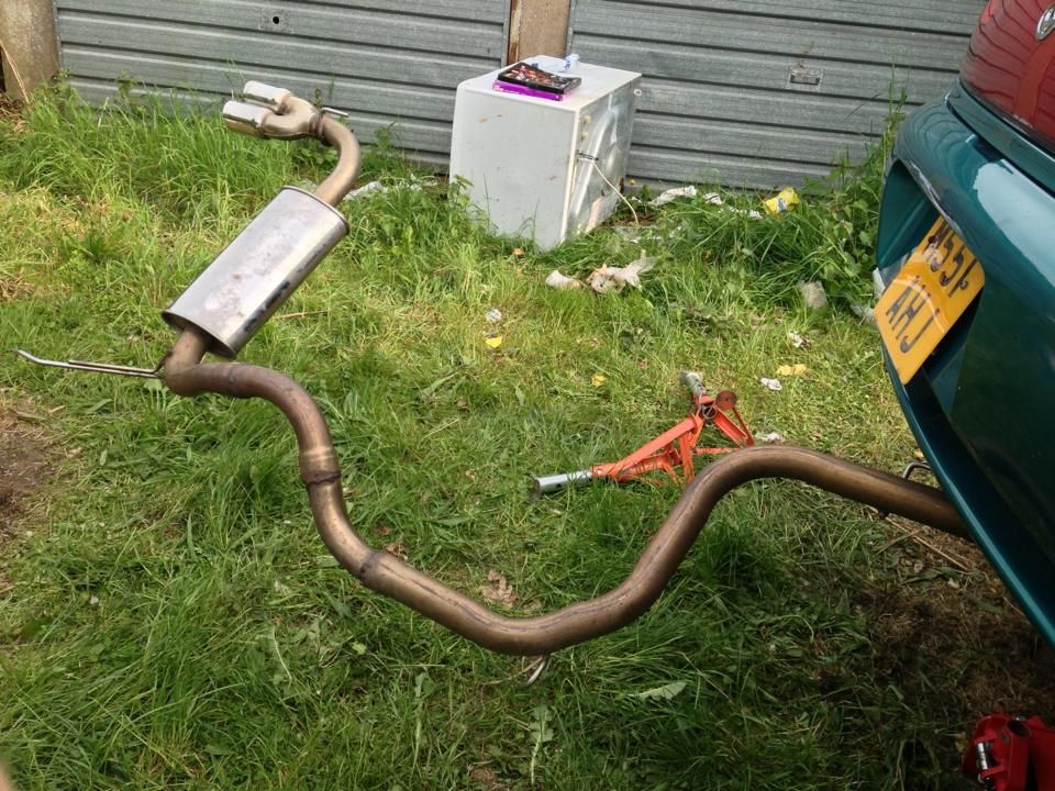[Image: 252284_256459511163059_1043653249_n_zpsc8df30ff.jpg]