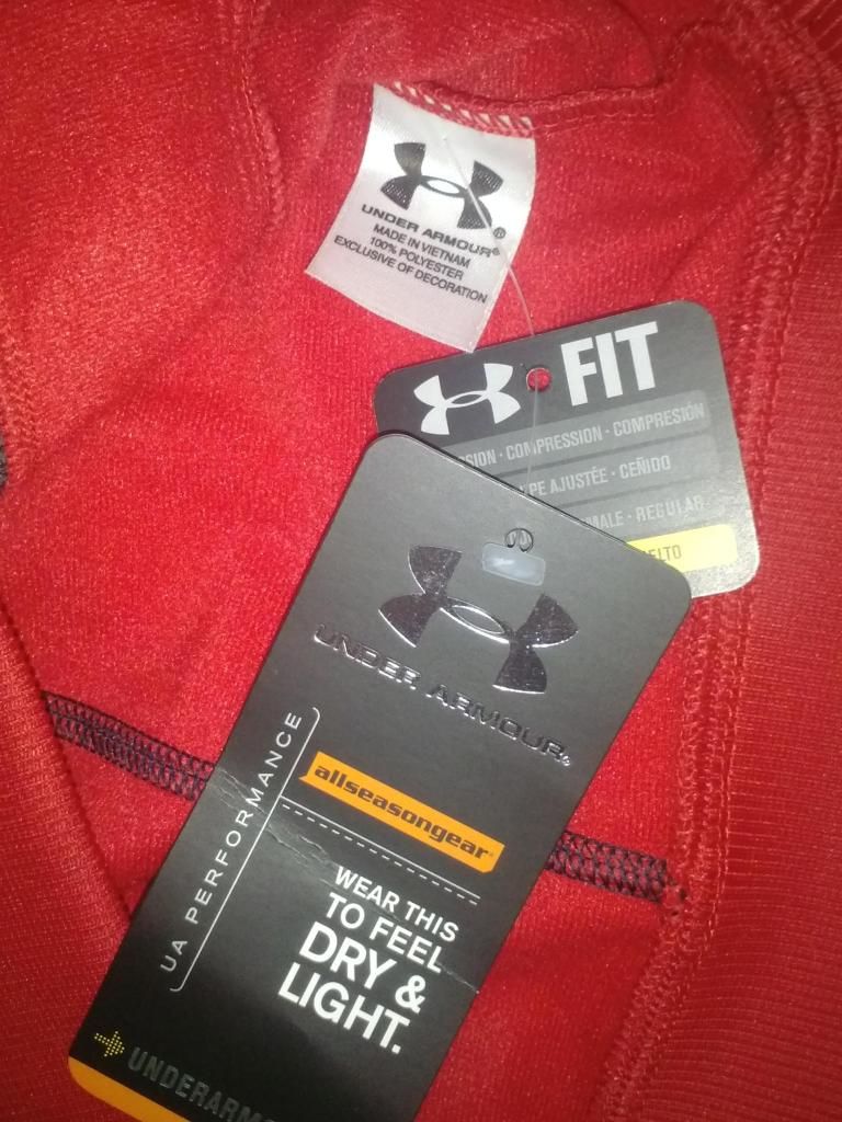 - bình dương : Bán 2 em áo khoác under armour hàng chính hãng - 5