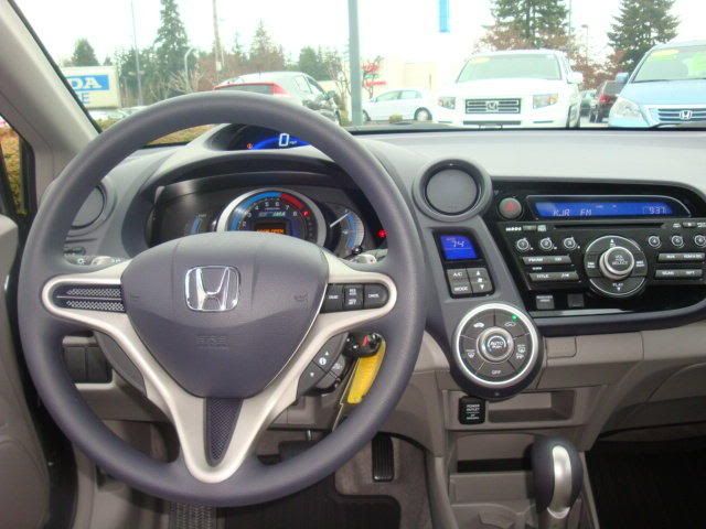 Honda Insight Hybrid Interior. 2011 Honda Insight Hybrid Auto