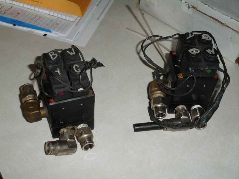 Accuair manifold 3 8 SOLD 2 AirLift manifolds 3 months old 275 ship