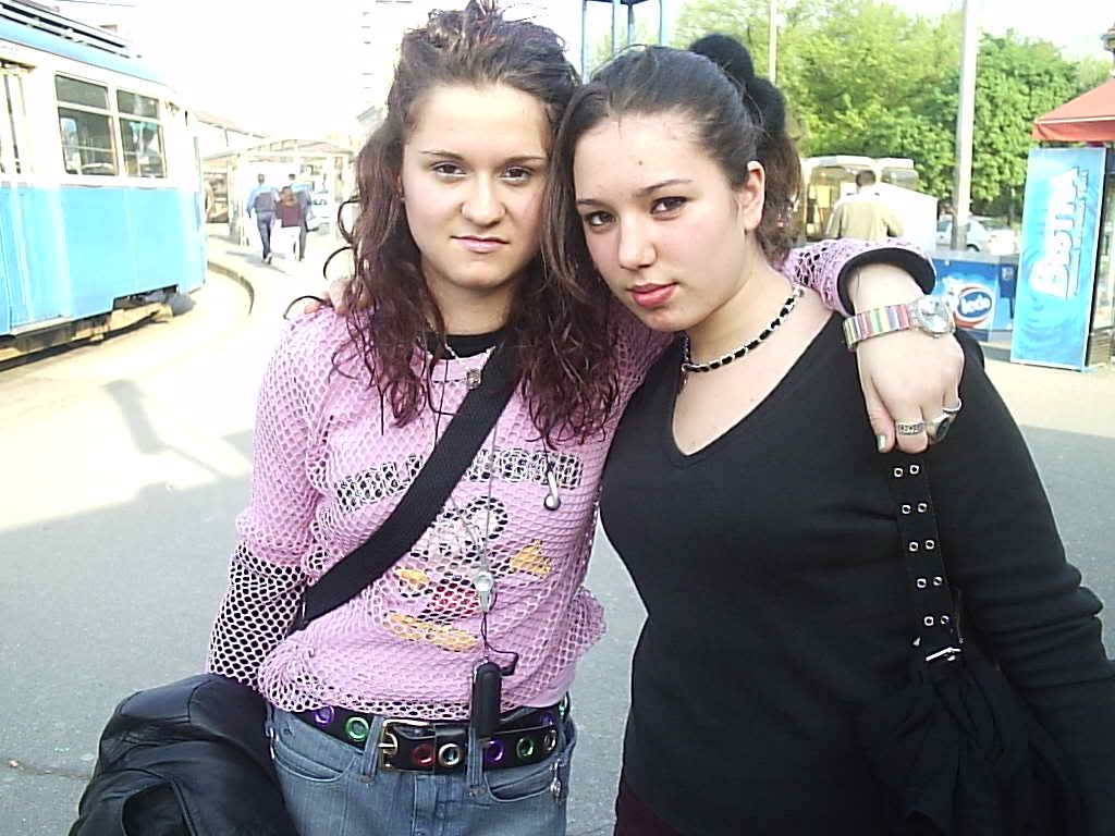 Photobucket - Video and Image Hosting