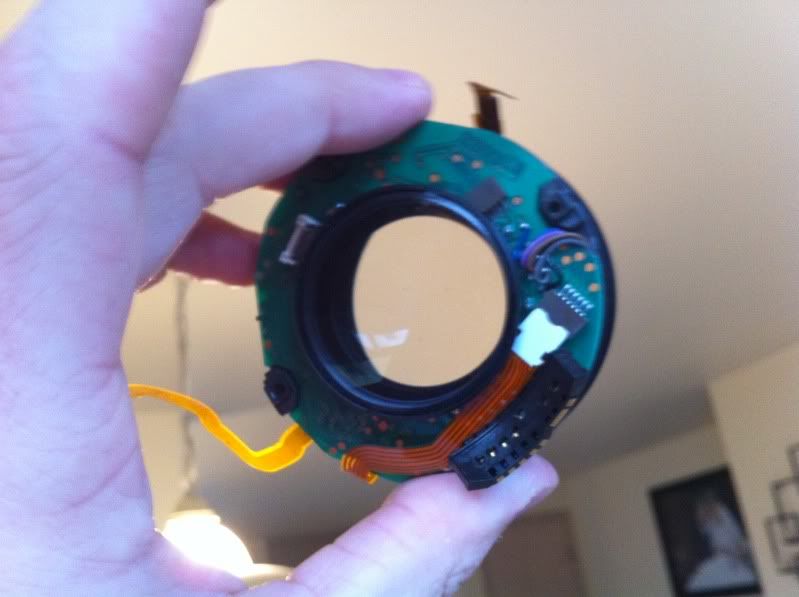 IMAGE: http://i37.photobucket.com/albums/e70/bmw5er/20D%20Shutter/IMG_0404.jpg