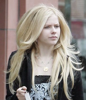 avril lavigne nose job. Avril Lavigne#39;s Nose Job?