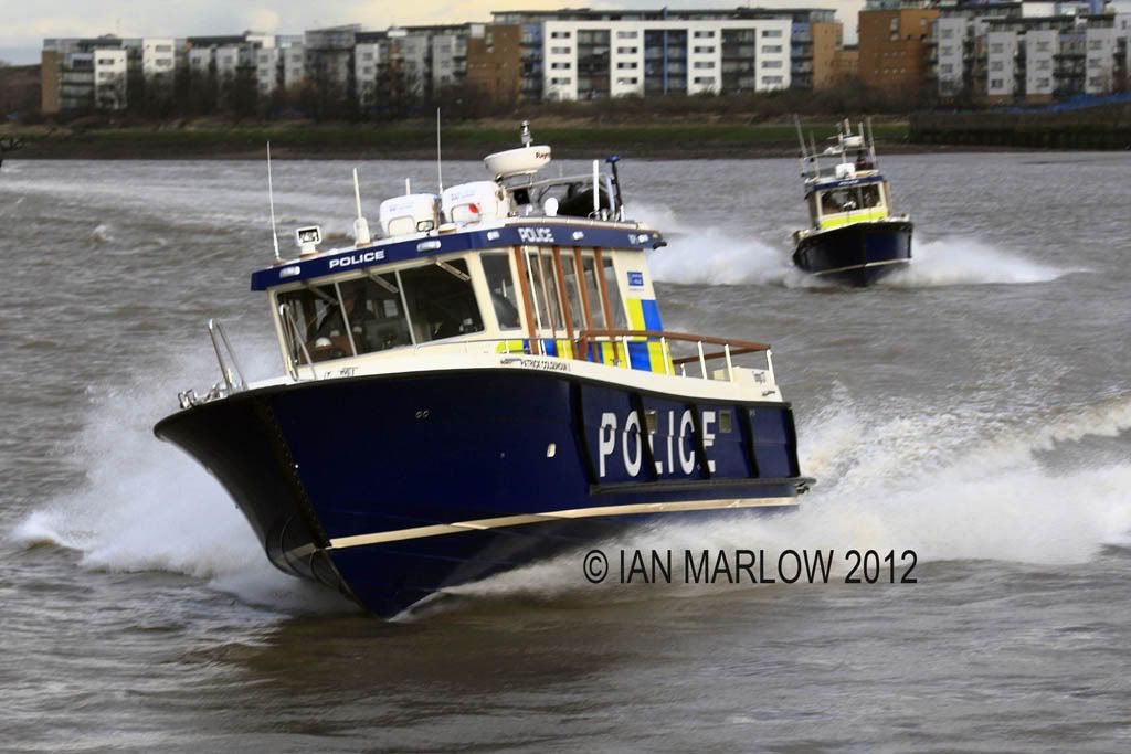 IMAGE: http://i37.photobucket.com/albums/e81/IMARLOW/DPP07DC0113150C50A.jpg