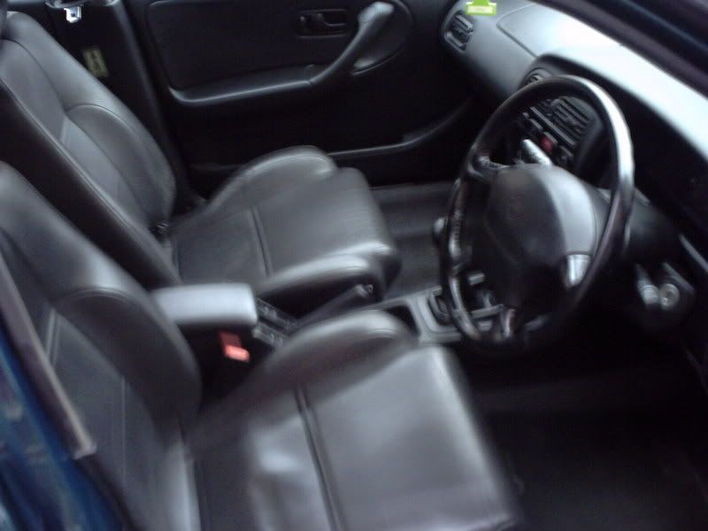 carinterior013.jpg