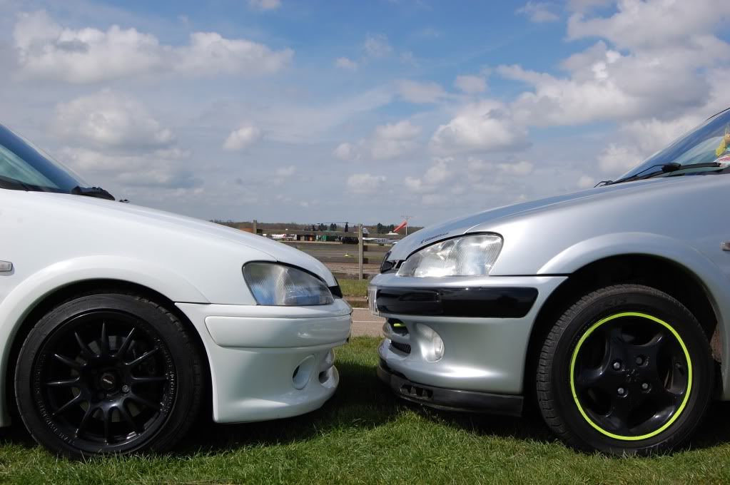 Peugeot 106 Quiksilver Standard. Just some standard Raptors