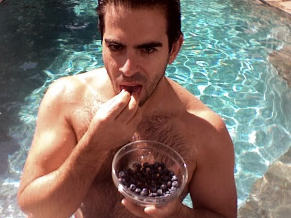 ... .com Shirtless Forums / Chr...