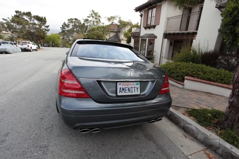 Maybach Logo. Mercedes with Maybach logos.