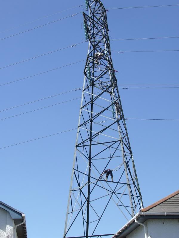 pylon003_zps27044e50.jpg