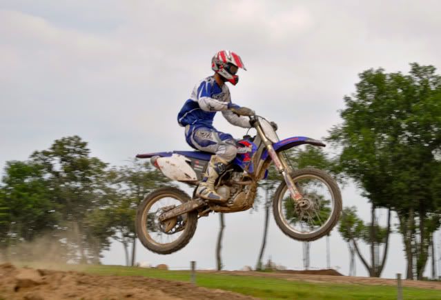 http://i37.photobucket.com/albums/e96/boarding087/DSC_0599-1.jpg