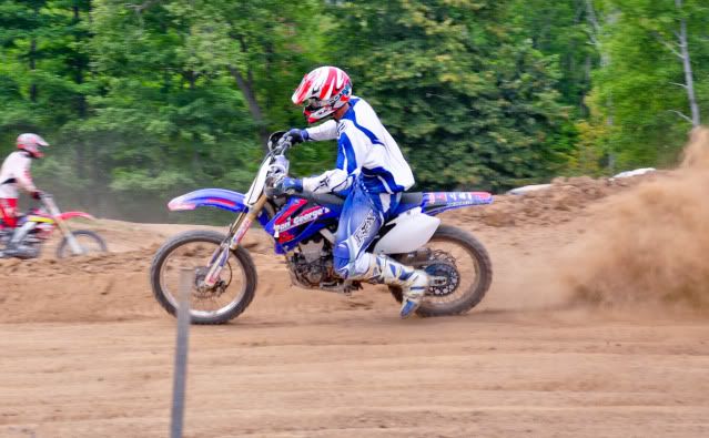 http://i37.photobucket.com/albums/e96/boarding087/DSC_0603.jpg