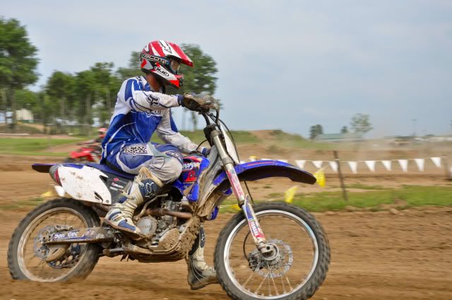 http://i37.photobucket.com/albums/e96/boarding087/DSC_0670-1.jpg