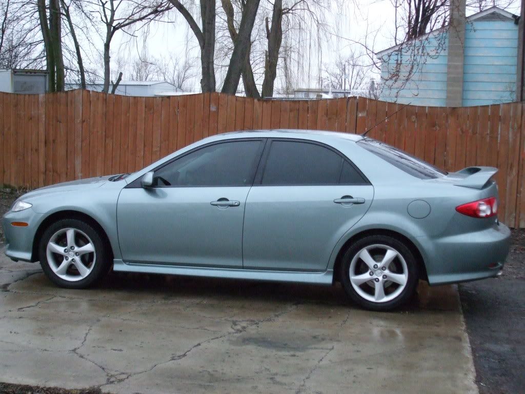 http://i37.photobucket.com/albums/e96/boarding087/new%20car/newcar035.jpg