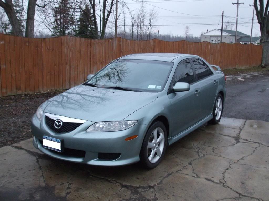 http://i37.photobucket.com/albums/e96/boarding087/new%20car/newcar037.jpg