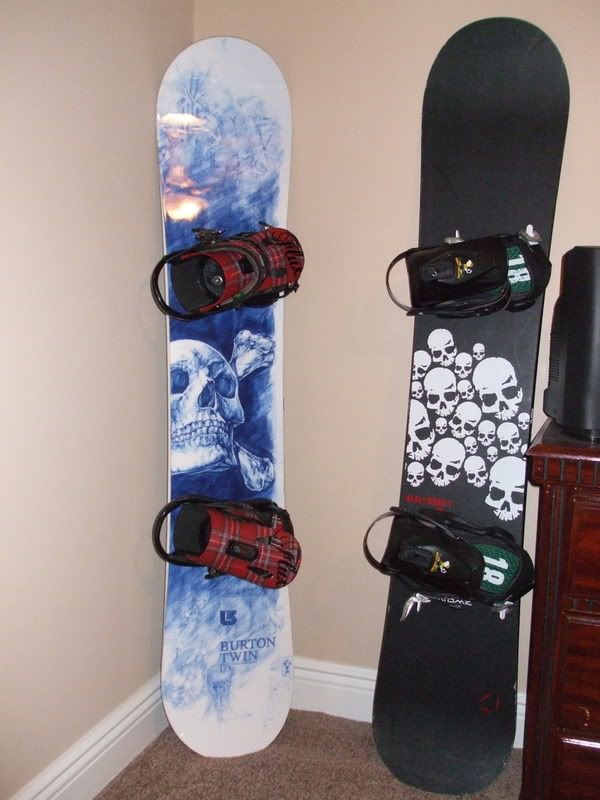 http://i37.photobucket.com/albums/e96/boarding087/snowboarding/snowboarding001.jpg