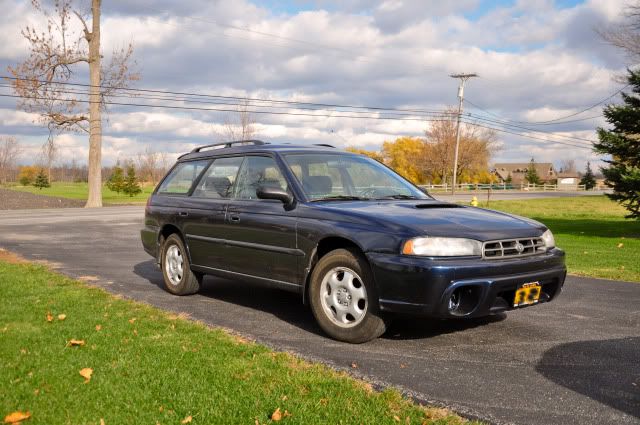 http://i37.photobucket.com/albums/e96/boarding087/subaru%20legacy%20outback/DSC_0066.jpg