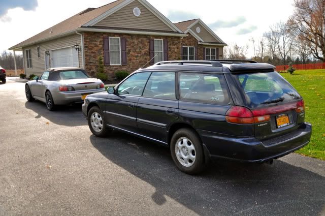 http://i37.photobucket.com/albums/e96/boarding087/subaru%20legacy%20outback/DSC_0068.jpg