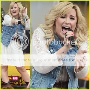 demi-lovato-performs-on-good-mornin_zpsc011e47d.jpg